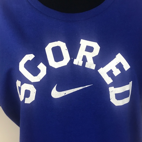 NIKE short sleeved blue scored graphic top XL - Picture 3 of 6